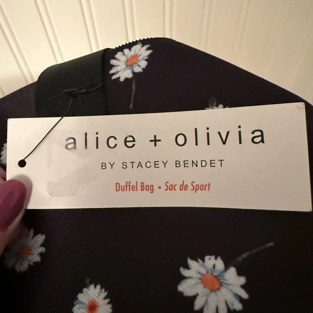 Alice + Olivia Daisy Print Weekend Duffel Overnight Bag By Stacey Bendet Black
